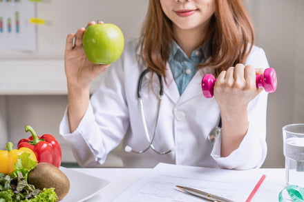 How to Balance Modern Medicine With Holistic Supplements, According to a Doctor